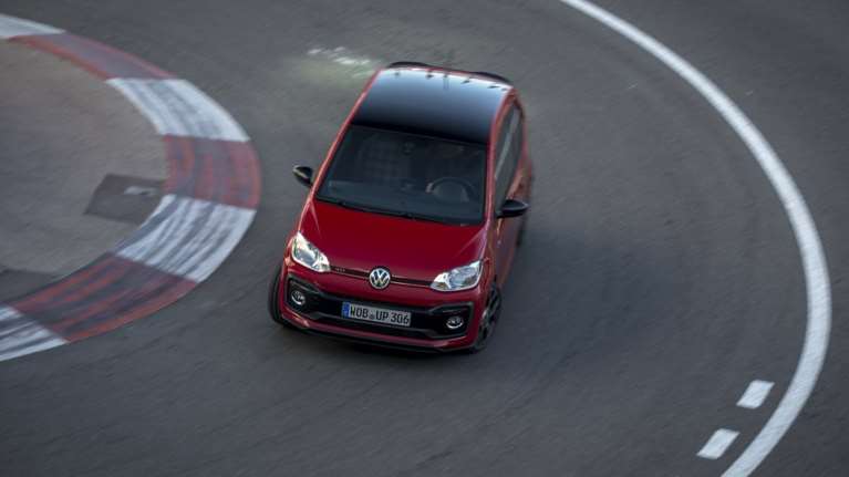 up! GTI: Με έμπνευση από το GTI του 1976 θέλει να γίνει must
