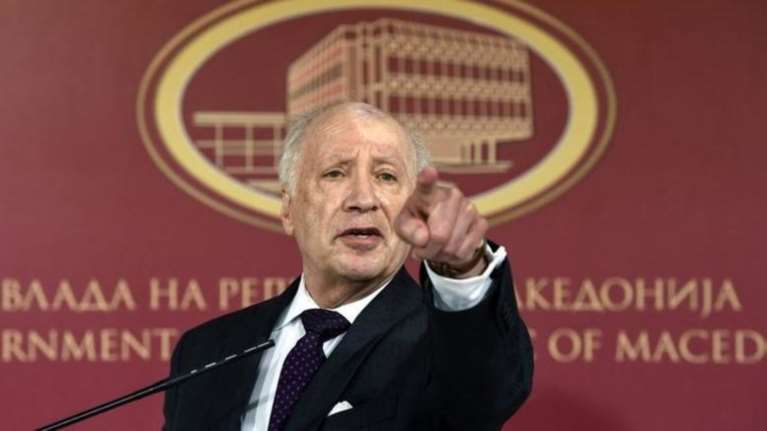 Νίμιτς: «Η λύση δεν πρέπει να επηρεάσει την ταυτότητα των πολιτών»