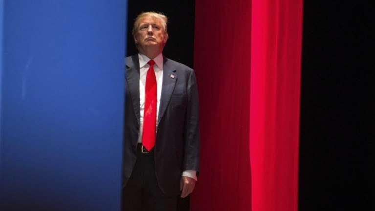 «Πόλεμος» Τραμπ - FBI για την έρευνα για τη ρωσική ανάμειξη στις εκλογές