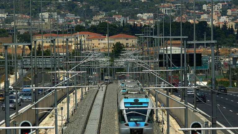 Ο προαστιακός σιδηρόδρομος φτάνει στο Λουτράκι