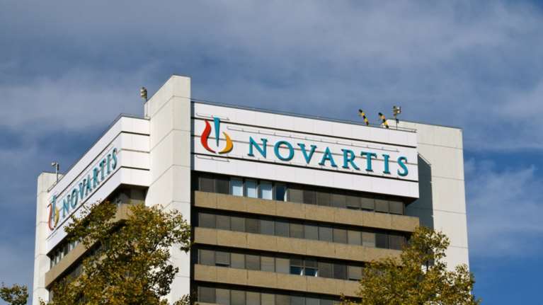 Σκάνδαλο Novartis: Μίζες 50 εκατ. ευρώ σε πολιτικά πρόσωπα
