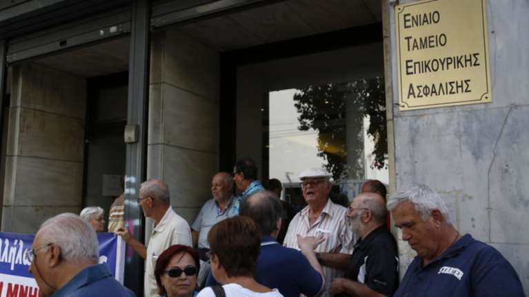 Έγγραφο βόμβα: Αναδρομικά ως 800€ για 200.000 επικουρικές