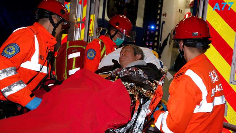 Στους 19 οι νεκροί στο Χονγκ Κονγκ σε ανατροπή διώροφου λεωφορείου