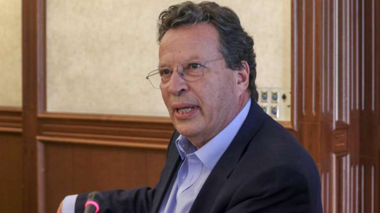 Κύρτσος για Αντώναρο: Βολεμένο Συριζοτρολ με 10.000€ το μήνα