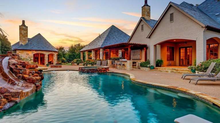 Πωλητήριο στην έπαυλή της βάζει η Σελένα Γκόμεζ