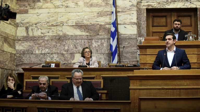 Τσίπρας: Η μεταλλαγμένη ΝΔ υιοθετεί πρακτικές κουκούλας