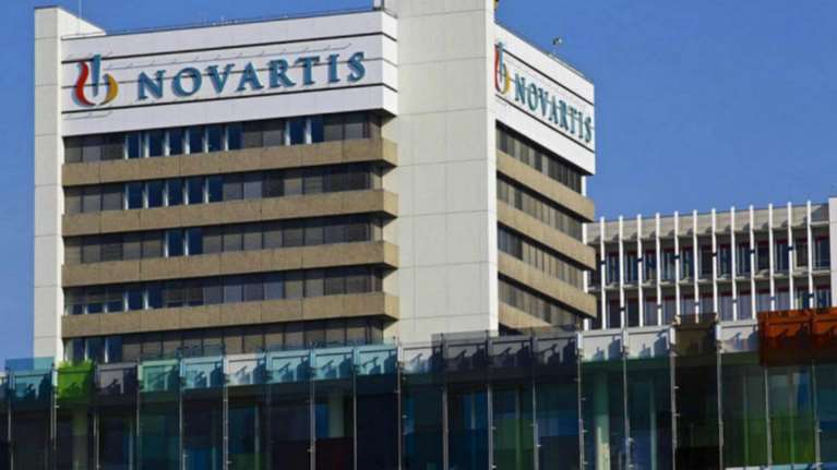 Βολές από τα κόμματα για Novartis: Πολιτικές διώξεις και σκευωρίες τύπου 89