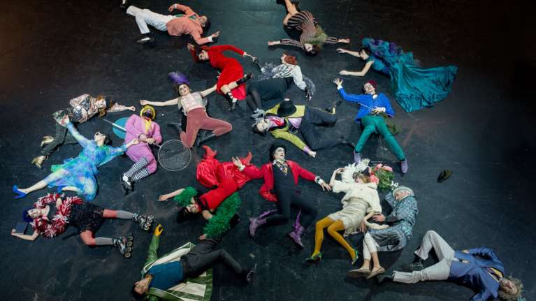 «Το παιχνίδι της σφαγής» του Ευγ. Ιονέσκο στο Εθνικό Θέατρο