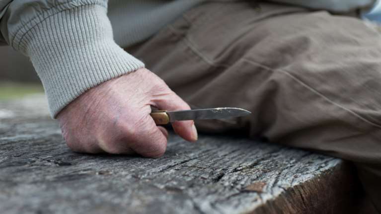 Χαλκίδα: Μαγαζάτορας έβγαλε μαχαίρι σε υπαλλήλους του ΔΕΔΔΗΕ