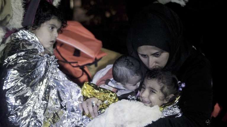 Πνίγηκαν δύο προσφυγόπουλα στον Έβρο - Αναποδογύρισε η βάρκα τους (βίντεο)