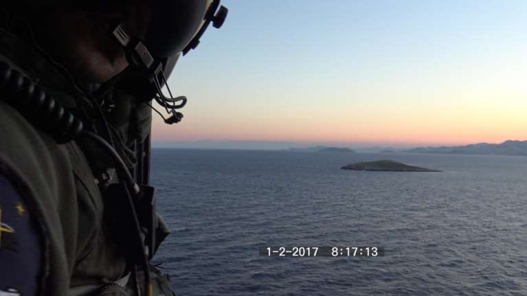 Ίμια: Προσπάθεια εκτόνωσης με έντονη παρουσία του Λιμενικού στην περιοχή