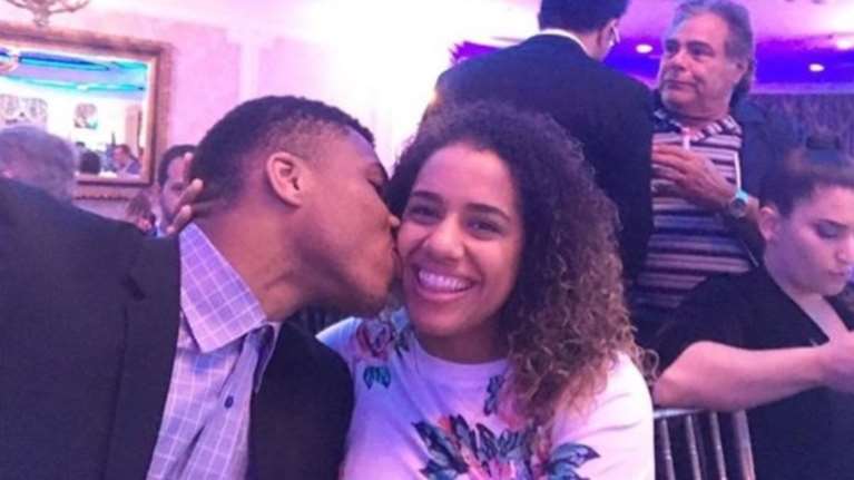 Αντετοκούνμπο: H έκπληξη στο κορίτσι του για την ημέρα των ερωτευμένων