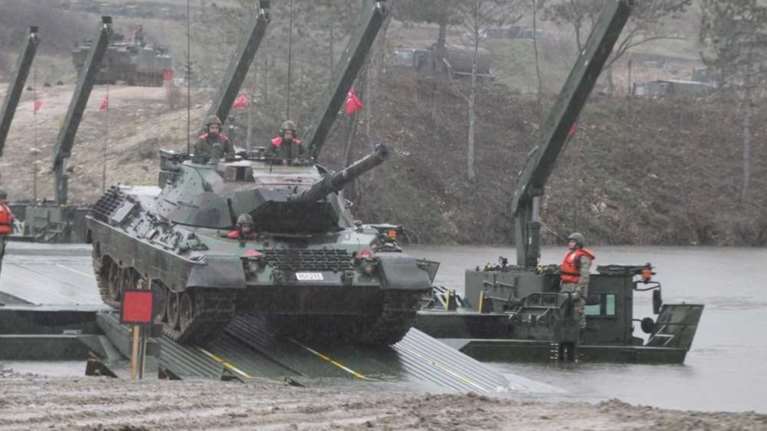 Μεγάλη τουρκική στρατιωτική άσκηση κοντά στον Έβρο [φωτό - βίντεο]