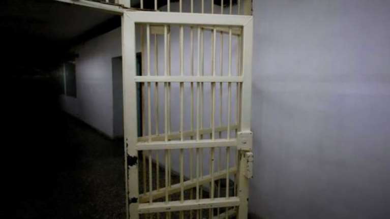 Σέρρες: Βρήκαν κρατούμενο απαγχονισμένο στα κρατητήρια αστυνομικού τμήματος