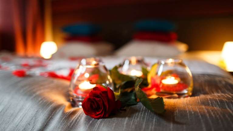 Αγιος Βαλεντίνος: Stay in love, λένε οι ξενοδόχοι με ειδικά πακέτα για τους ερωτευμένους - Οι περιοχές με τις καλύτερες προτάσεις