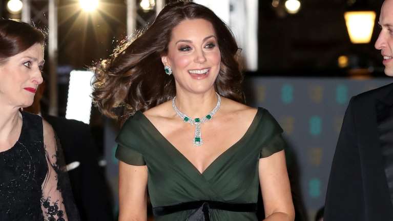 Το πράσινο φόρεμα της απαστράπτουσας Κέιτ που σκόρπισε απογοήτευση