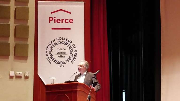 Ο σπουδαίος Έλληνας μαθηματικός Αθανάσιος Φωκάς, στο Pierce