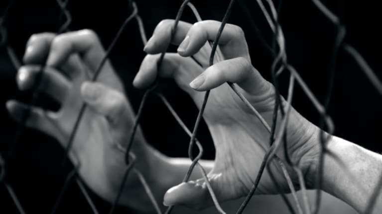 Μαρτυρία-σοκ: Ο γολγοθάς μιας ανήλικης σε κύκλωμα πορνείας