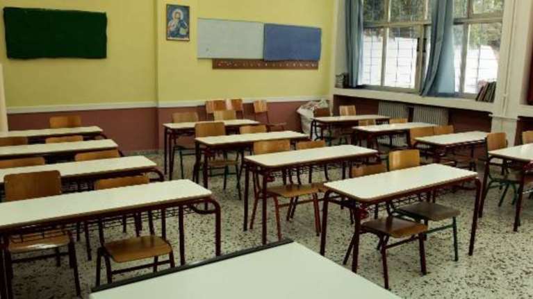 Κλειστά αύριο τα σχολεία στη Δυτική Μακεδονία λόγω χιονιά