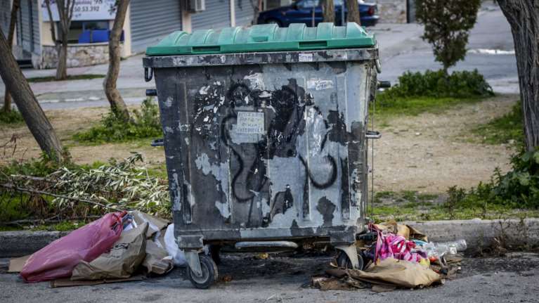 Σοκάρουν τα στοιχεία της ιατροδικαστή: Πώς στραγγάλισαν το βρέφος