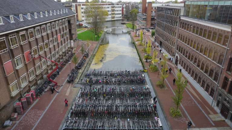 Ολλανδία:  Μια χώρα με... 2.500 Ελληνες φοιτητές