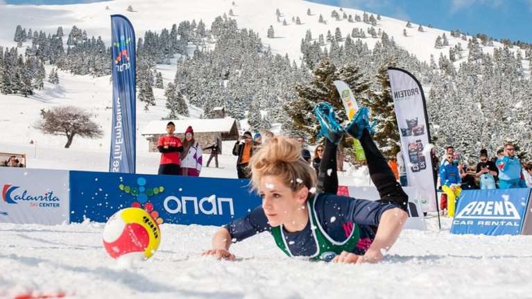 Εντυπωσίασε το 1ο Πανελλήνιο Πρωτάθλημα Snow Volley στα Καλάβρυτα