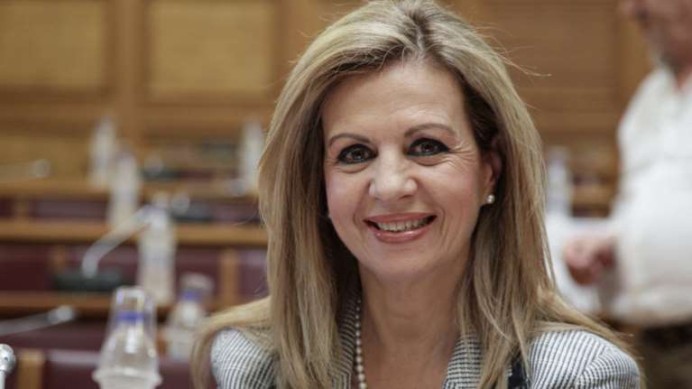 Ποια είναι η νέα υφυπ. Παιδείας Μερόπη Τζούφη