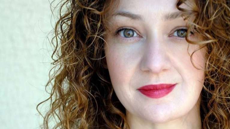 Η «συνταγή» της Mαρίας Κουβέλη για την υπεράσπιση του πατέρα της