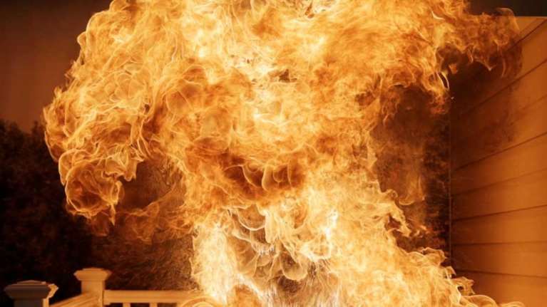 Τουλάχιστον 30 νεκροί από πυρκαγιά σε κλινική απεξάρτησης στο Μπακού