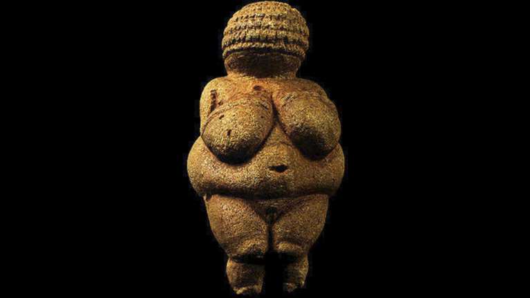 Πόσο πορνό είναι για το facebook μια Aφροδίτη 30.000 ετών;