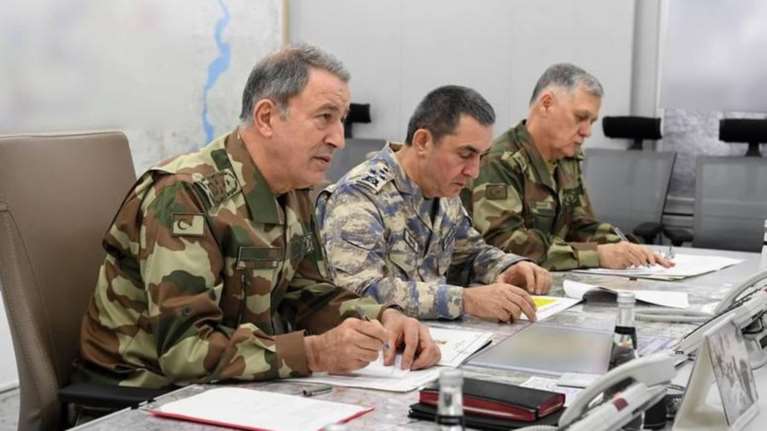 Τούρκος ΓΕΕΘΑ: «Θα κάνω ό,τι μπορώ για να επιστρέψουν οι 2 Ελληνες»