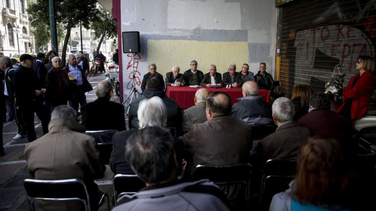 Στους δρόμους και πάλι οι συνταξιούχοι για τις νέες περικοπές