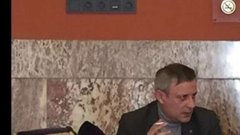 Οι θεριακλήδες του ΣΥΡΙΖΑ: Μετά τον Σπίρτζη &amp; ο Βέττας με «λαθραίο» τσιγάρο