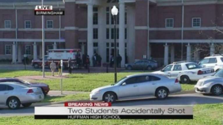Σκοτώθηκε μαθήτρια από πυροβολισμούς στην Αλαμπάμα