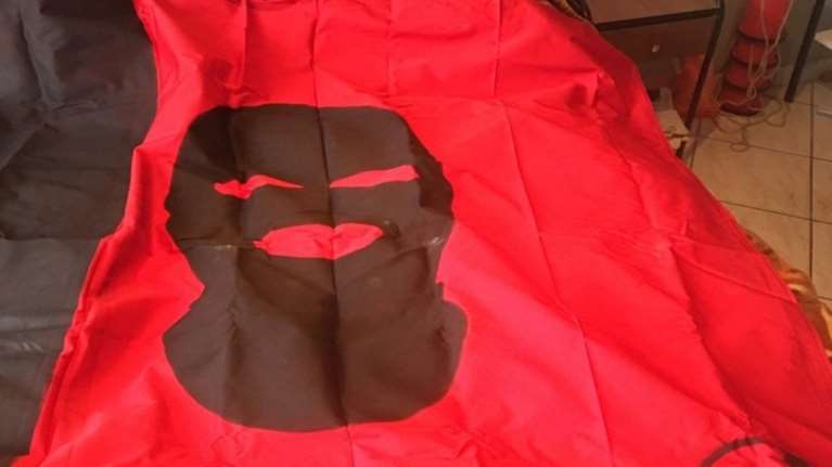 Μαχαίρια,ναζιστικά σύμβολα, έντυπα &amp; εκρηκτικά τα ευρήματα από την Combat18