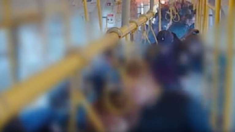 Λονδίνο: Η σοκαριστική στιγμή της έκρηξης της "Μητέρας του Σατανά" (βίντεο)