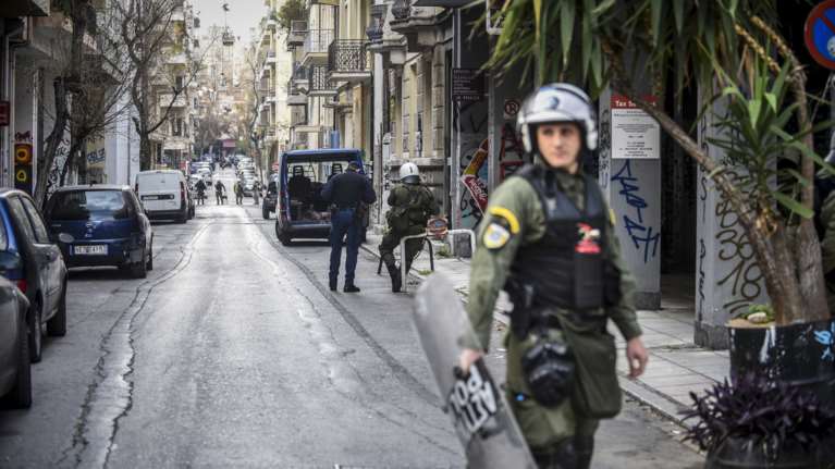 Αστυνομική επιχείρηση για την εκκένωση τριών καταλήψεων