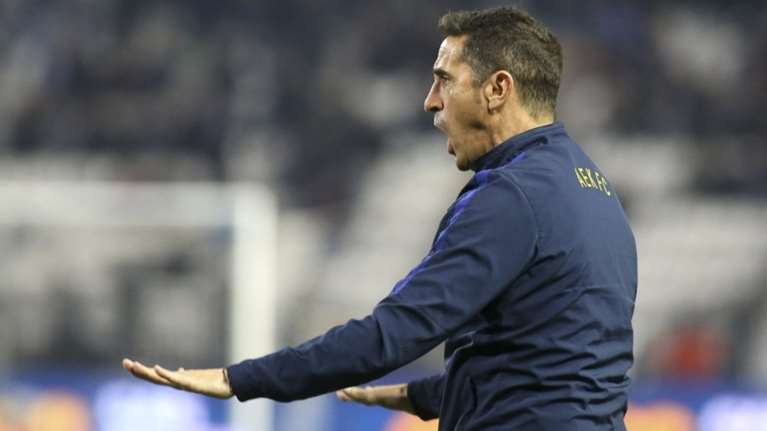 Xιμένεθ για Τούμπα: &quot;Λυπηρό για τη χώρα, δεν το αξίζει&quot;