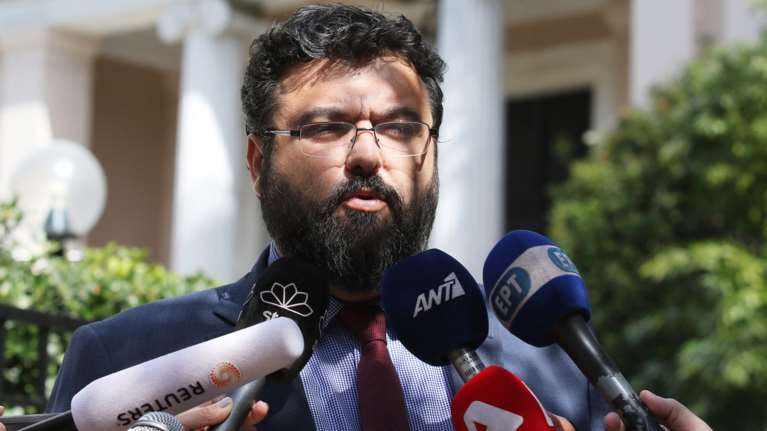 Βασιλειάδης: Επ' αόριστον διακοπή του πρωταθλήματος μετά τα έκτροπα