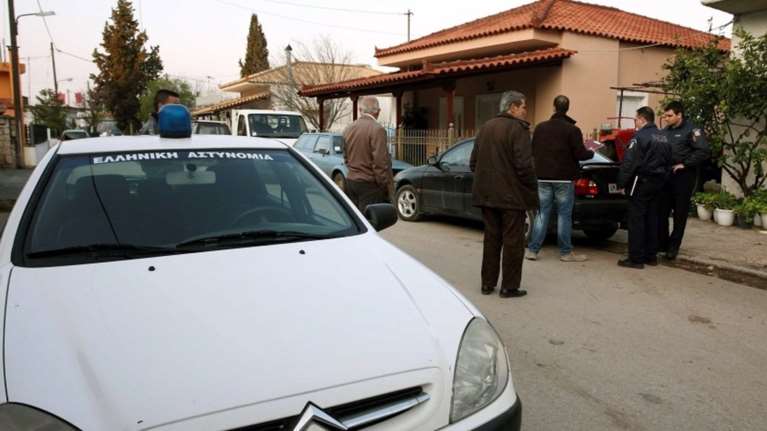 Ληστές μαχαίρωσαν μαθητή μέσα στο σπίτι του στη Νίκαια