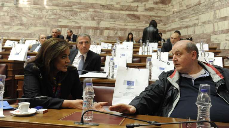 Κόντρα Ντόρας Μπακογιάννη -Νίκου Φίλη για τα ελληνοτουρκικά