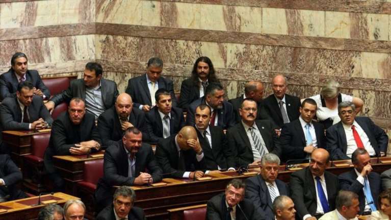 Περικοπή αποζημίωσης για Μιχαλολιάκο, Κασιδιάρη, Ηλιόπουλο