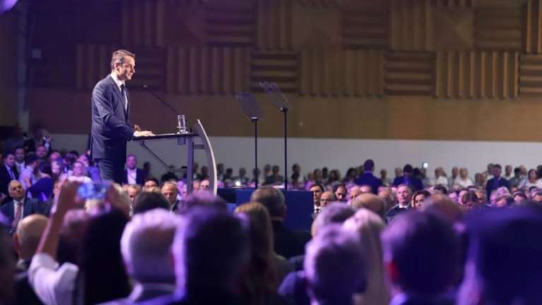 Δεσμεύσεις Μητσοτάκη: 600.000 νέες θέσεις στον ιδιωτικό τομέα