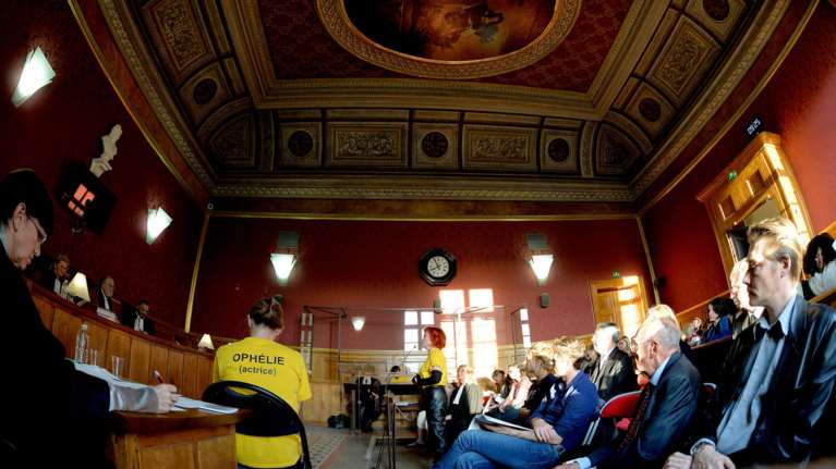 Μια δίκη για την υπόθεση &#39;Άμλετ&quot; στην Πειραματική του Εθνικού