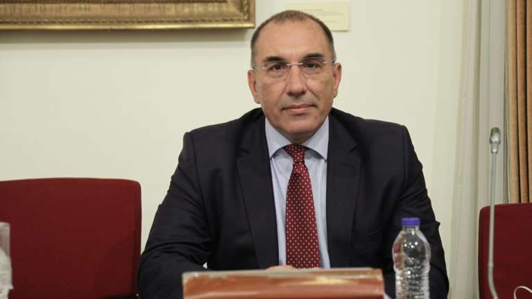 Δ. Καμμένος κατά ΣΥΡΙΖΑ: Δεν θα ξυρίσουμε και το μουστάκι