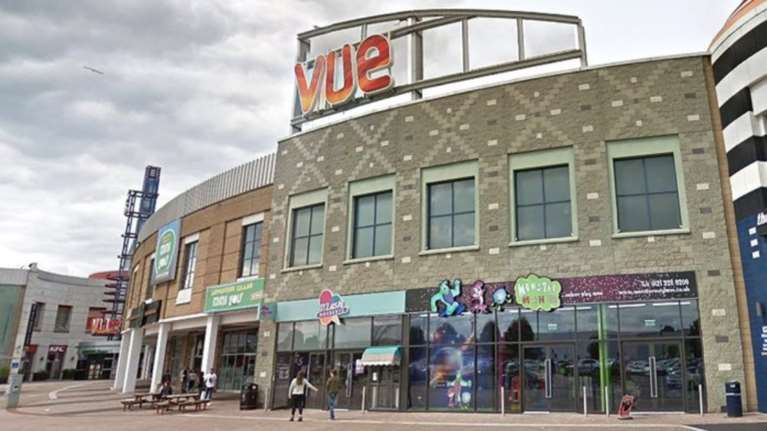 Ασύλληπτο: Ανδρας πέθανε από έμφραγμα όταν εγκλωβίστηκε σε κάθισμα σινεμά