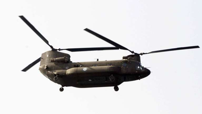 Ήθελαν να παρενοχλήσουν το  Σινούκ που μετέφερε τον αρχηγό ΓΕΣ