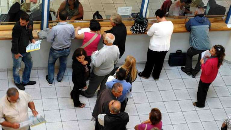 Το ΥΠΟΙΚ πατάει «γκάζι» για κατασχέσεις και ληξιπρόθεσμα