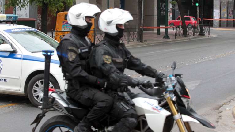 Αμπελόκηποι: Οι ληστές των χρηματοκιβωτίων χτύπησαν ταξιδιωτικό γραφείο