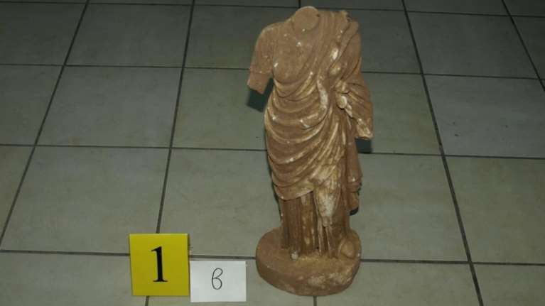 Τι λέει το ΥΠΠΟΑ για το αγαλμάτιο της θεάς Υγείας που κατασχέθηκε